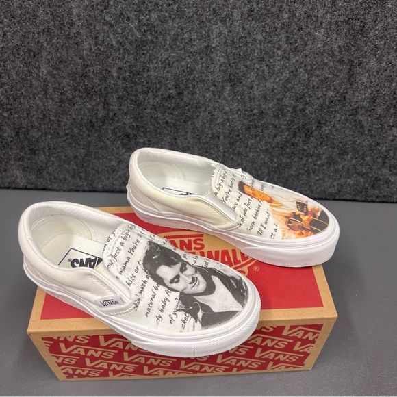 Vans Classic “Elvis” Youth Slip On Size 11 - Picture 7 of 15